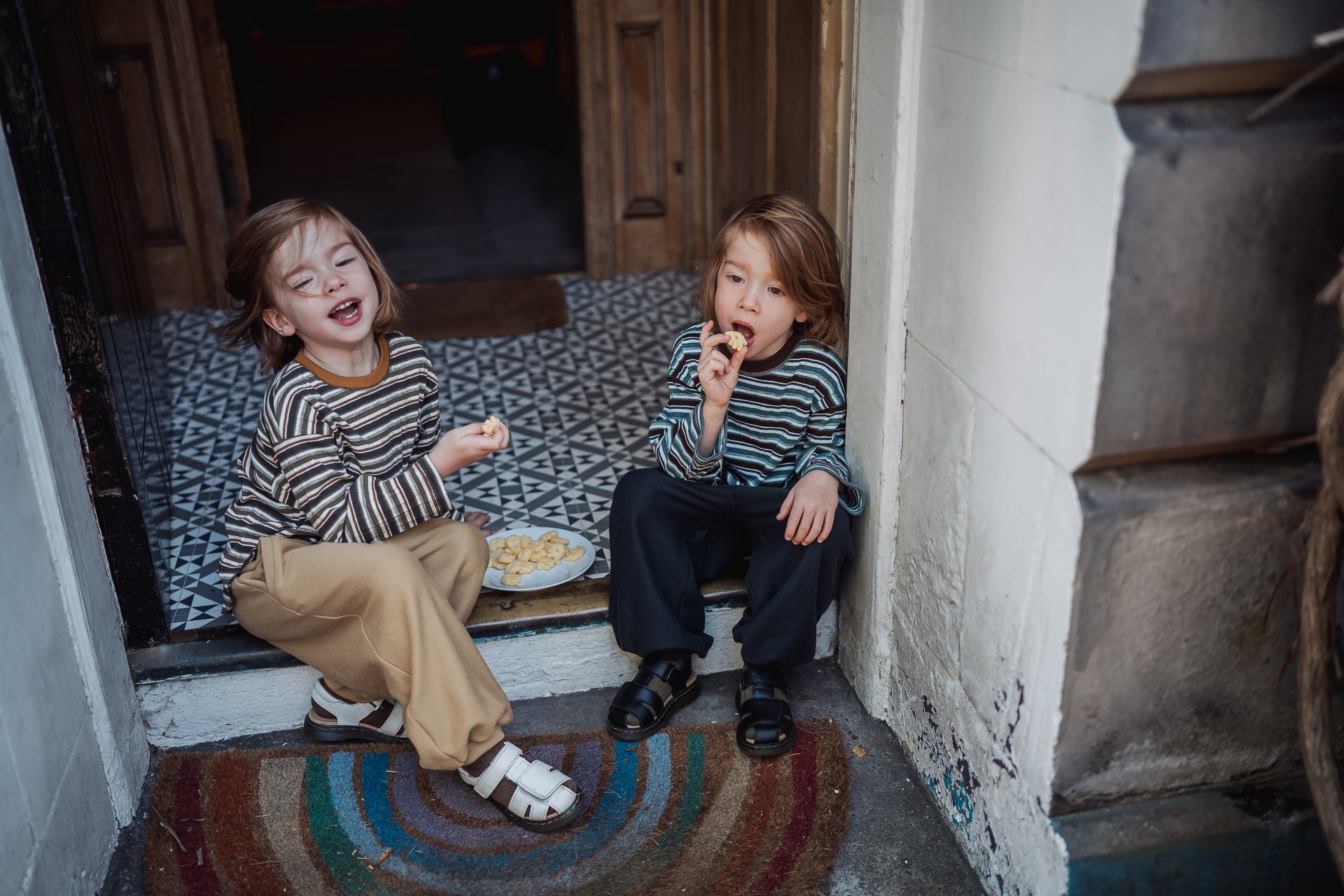 New Arrival – Retro Striped Long Sleeve Tee