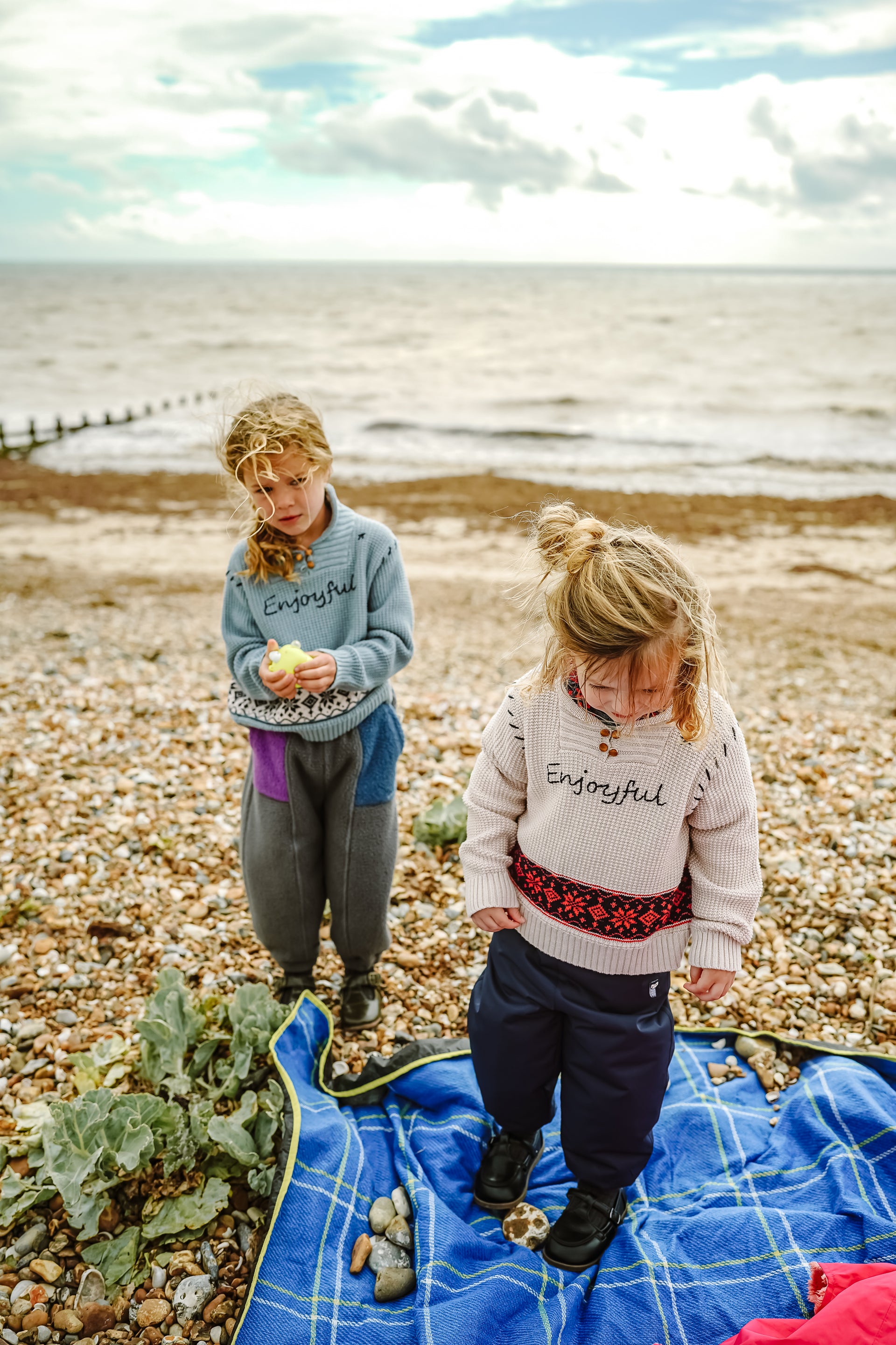 New Arrival – Cashmere Blend Knit Sweater