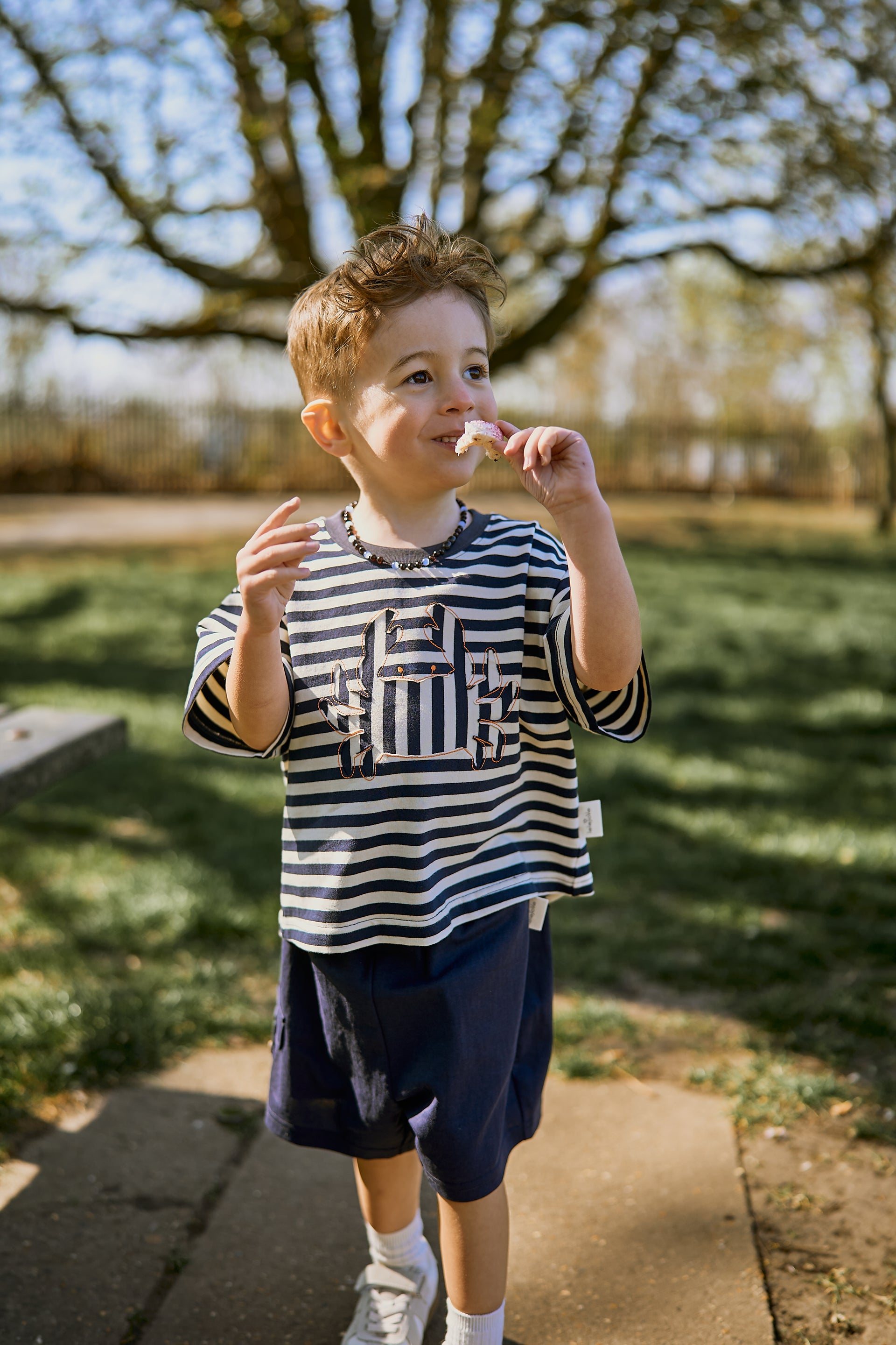 New Arrival – Contrast Stripe Cotton Blend Short Sleeve Tee